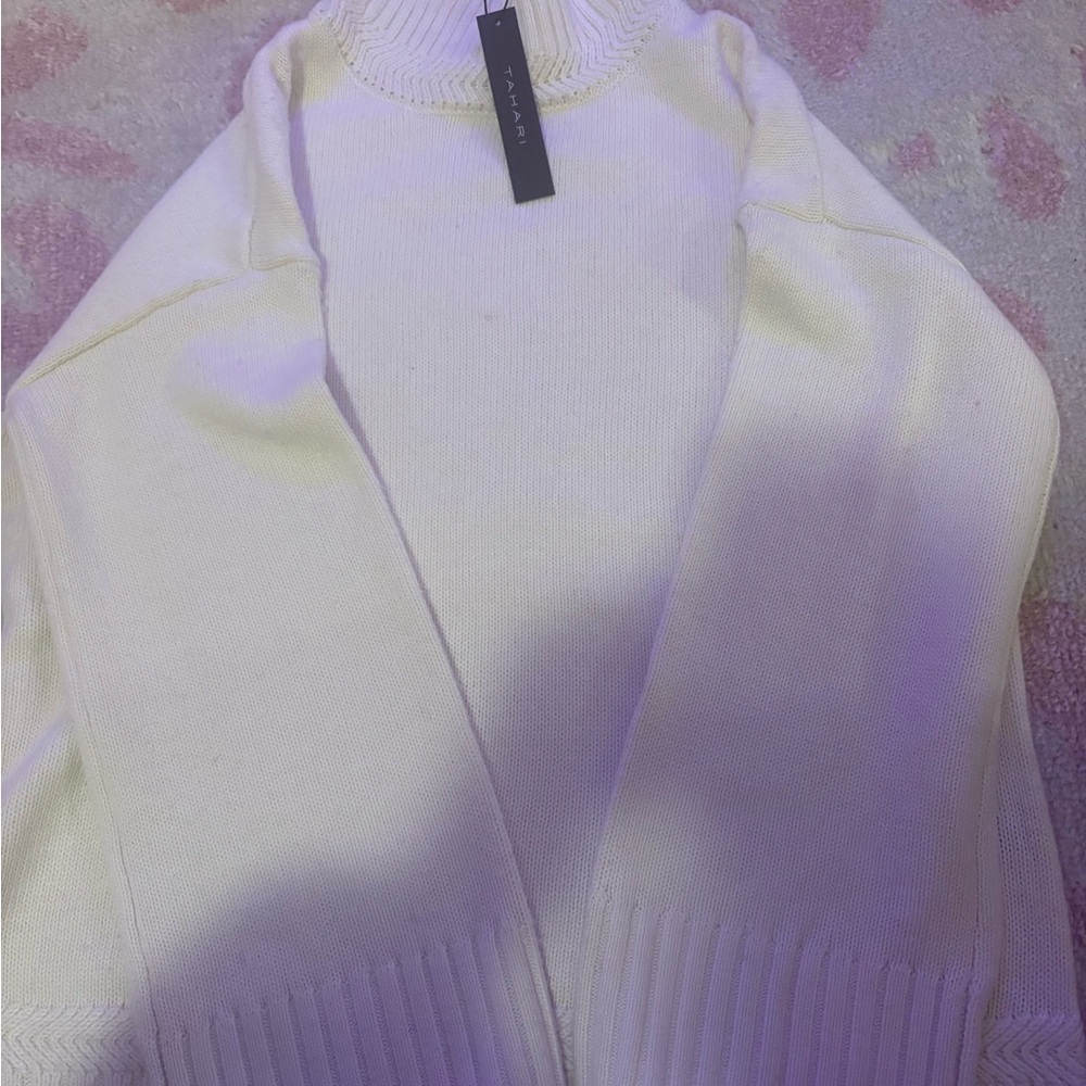 NWT Zara Women's Cream Sweater